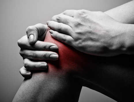 膝关节韧带拉伤怎么办